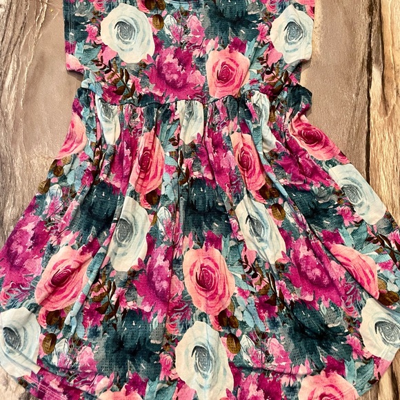 Handmade little pear Dress - Picture 2 of 2